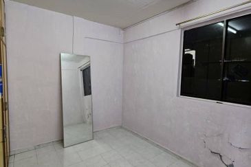 Flat Taman Ungku Tun Aminah