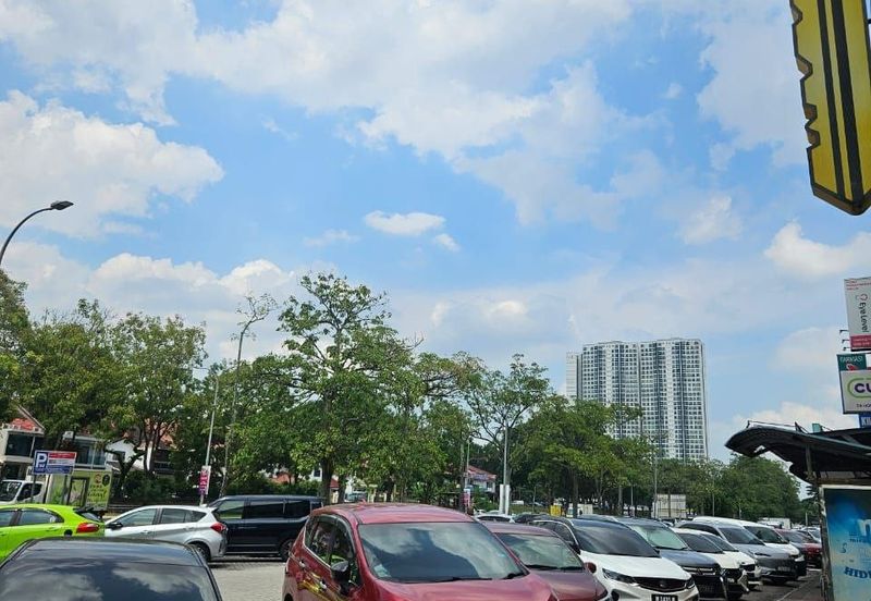 Taman Mount Austin Commercial