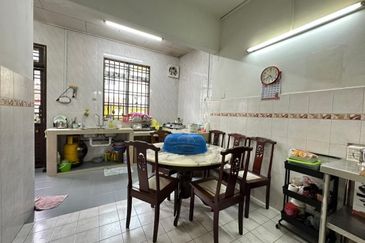 Taman Austin Perdana