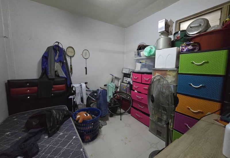 Flat Taman Ungku Tun Aminah