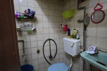 Flat Taman Ungku Tun Aminah