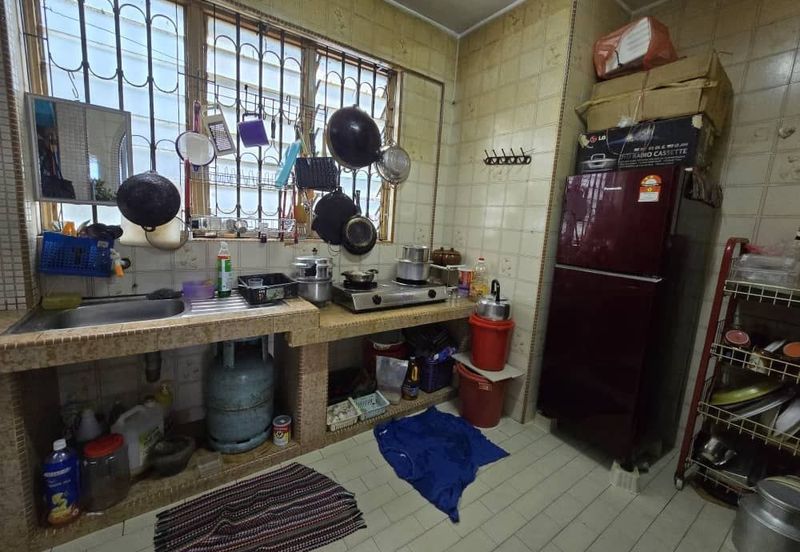 Flat Taman Ungku Tun Aminah