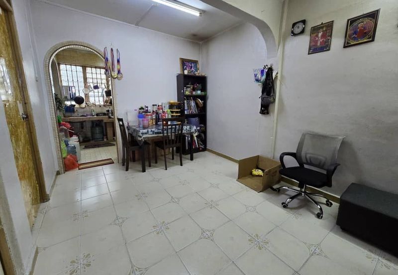 Flat Taman Ungku Tun Aminah