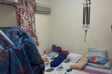 Flat Taman Ungku Tun Aminah