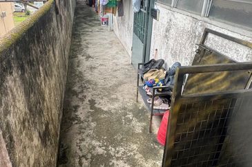 Flat Taman Ungku Tun Aminah