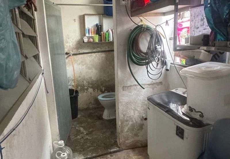 Flat Taman Ungku Tun Aminah