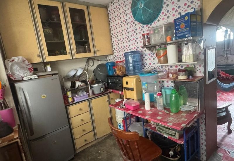 Flat Taman Ungku Tun Aminah