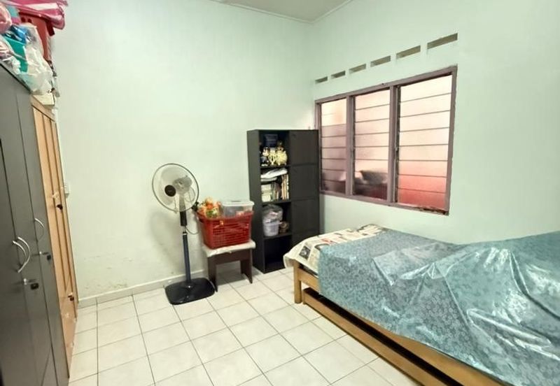 Taman Maju Jaya, Ulu Tiram