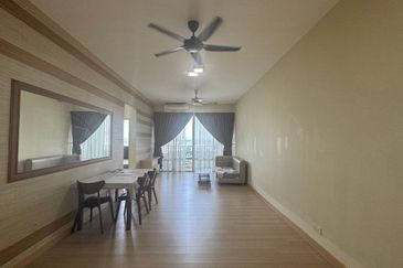 Dedaun Hijau (Greenfield Regency)