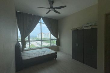 Dedaun Hijau (Greenfield Regency)