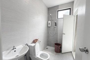 Skudai Danga Sutera 2 Storey For Rent