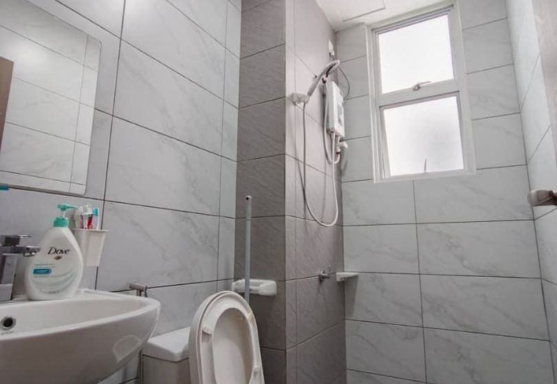 SKS Habitat Apartment, Larkin