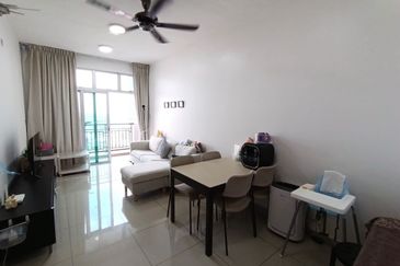 SKS Habitat Apartment, Larkin