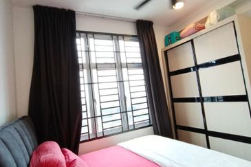 SKS Habitat Apartment, Larkin