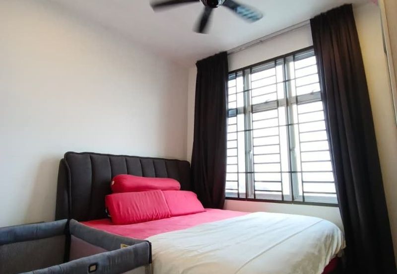 SKS Habitat Apartment, Larkin