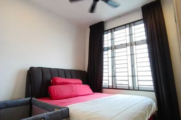 SKS Habitat Apartment, Larkin
