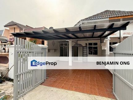 Taman Universiti Single Storey Terrace For Sale , Johor, Skudai