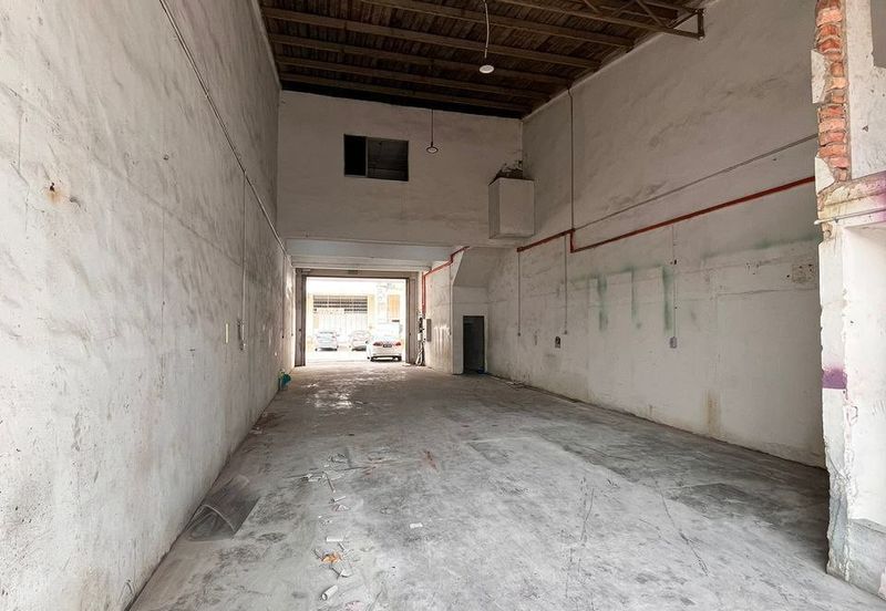 Taman Perindustrian Berjaya Kempas Terrace Factory For Rent 