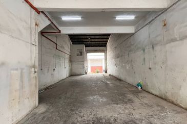 Taman Perindustrian Berjaya Kempas Terrace Factory For Rent 