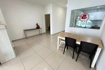 Seasons Luxury Apartments @ Amara Larkin