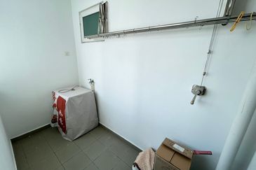 Seasons Luxury Apartments @ Amara Larkin