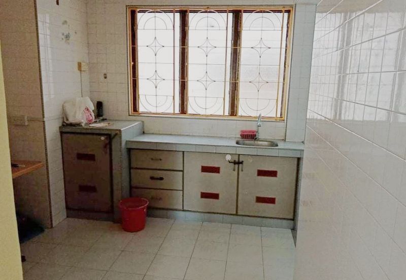 Flat Taman Ungku Tun Aminah