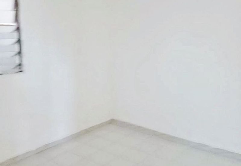 Flat Taman Ungku Tun Aminah