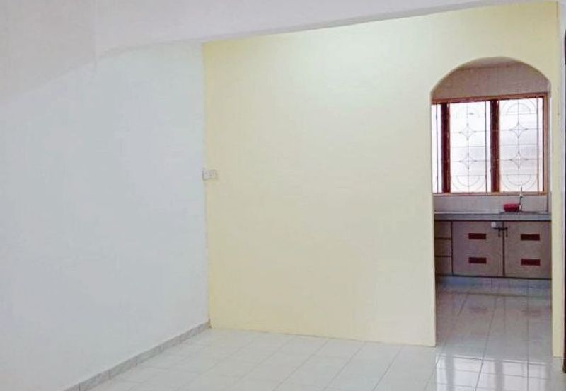 Flat Taman Ungku Tun Aminah