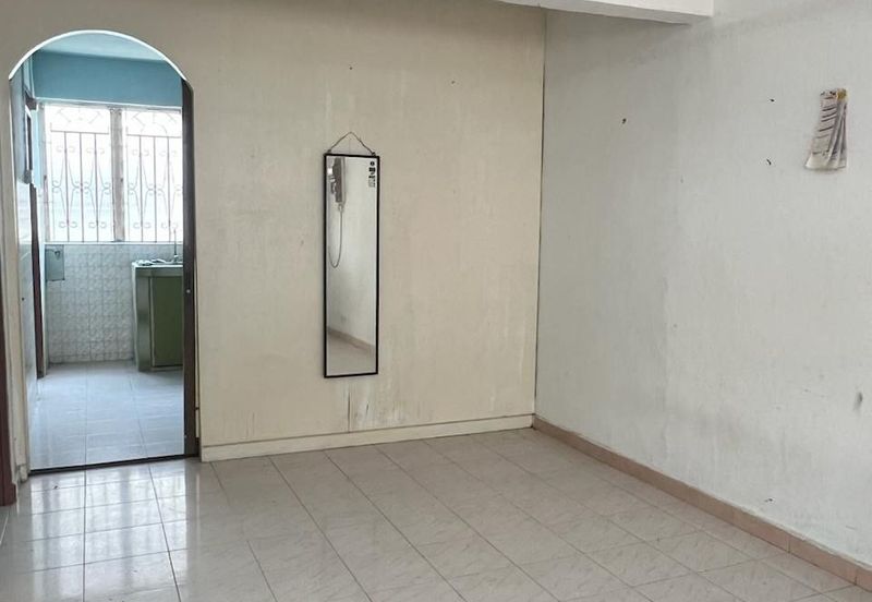 Flat Taman Ungku Tun Aminah