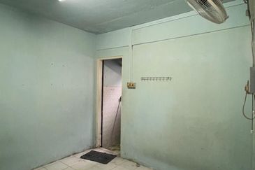 Flat Taman Ungku Tun Aminah