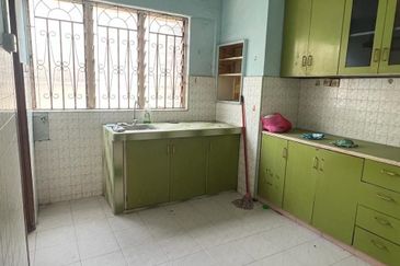 Flat Taman Ungku Tun Aminah