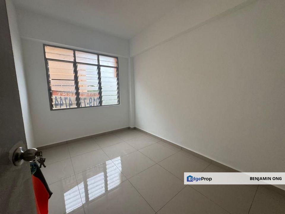 Taman Molek Low Cost Flat For Sale, Johor, Johor Bahru