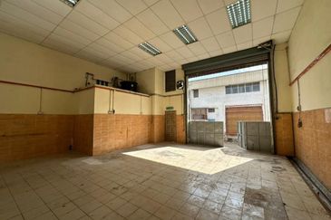 Gelang Patah Terrace Factory For Rent