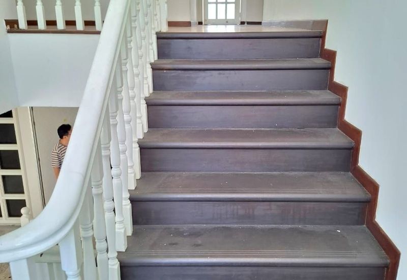 Stulang Laut / Darat