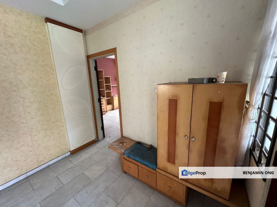 Taman Perling Bungalow Corner Lot Huge Size House For Sale, Johor, Johor Bahru