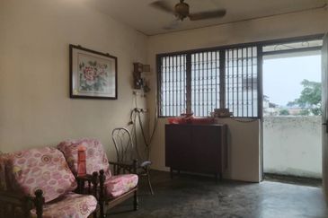 Flat Taman Ungku Tun Aminah