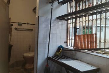 Flat Taman Ungku Tun Aminah