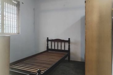 Flat Taman Ungku Tun Aminah