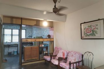 Flat Taman Ungku Tun Aminah