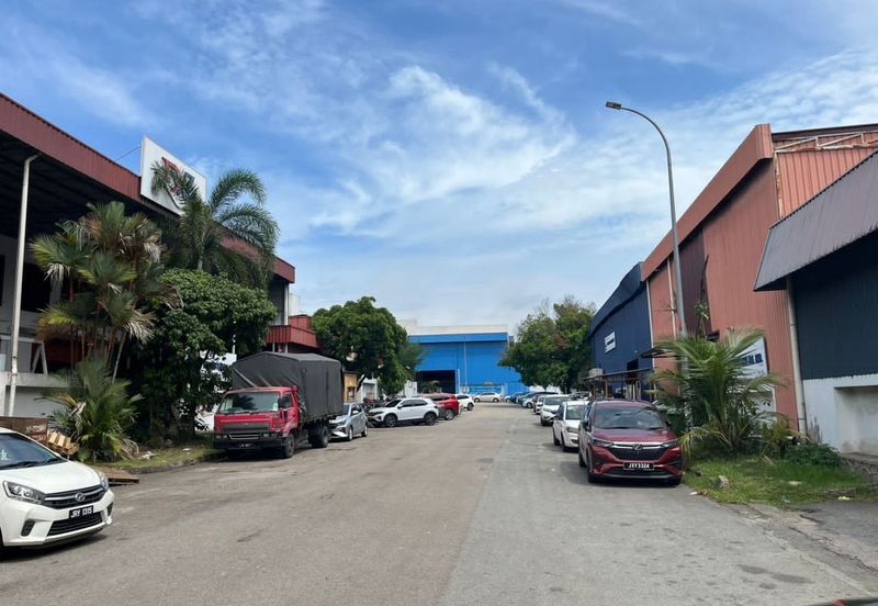 Desa Cemerlang Semi D Factory For Sale