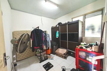 Flat Taman Ungku Tun Aminah