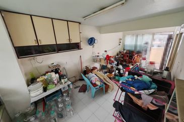 Flat Taman Ungku Tun Aminah