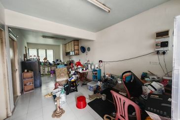Flat Taman Ungku Tun Aminah
