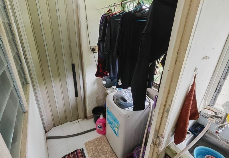 Flat Taman Ungku Tun Aminah