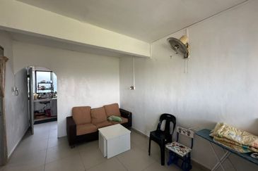 Flat Taman Ungku Tun Aminah