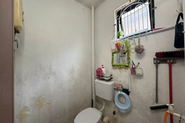 Flat Taman Ungku Tun Aminah