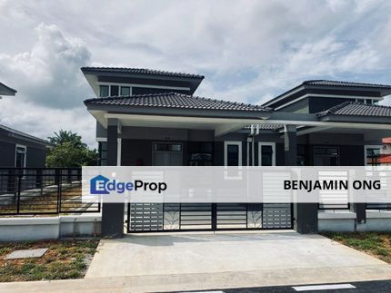 Kulai Kelapa Sawit Taman Sawit Ria Single Storey Semi D, Johor, Kulai