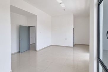 Kulai Kelapa Sawit Taman Sawit Ria 2 Storey Semi D