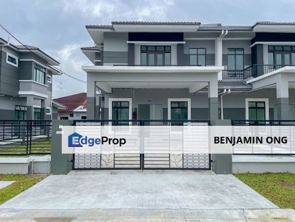 Kulai Kelapa Sawit Taman Sawit Ria 2 Storey Semi D, Johor, Kulai
