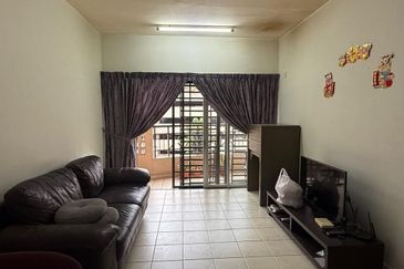 Prima Regency (Dorchester Court)